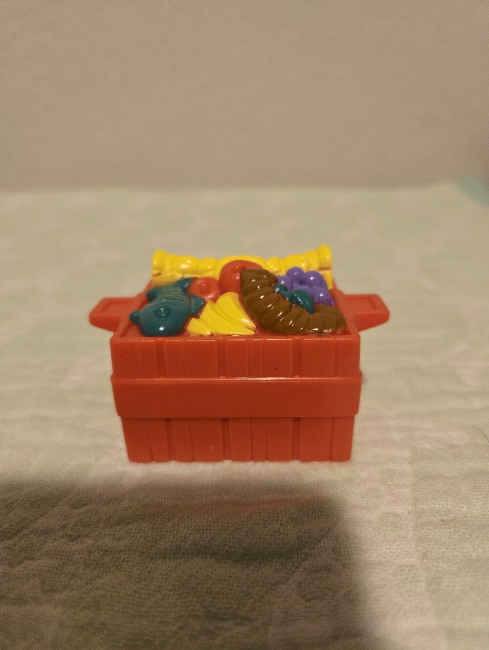 Fisher Price Little People Food Crate Nativity Replacement Piece.